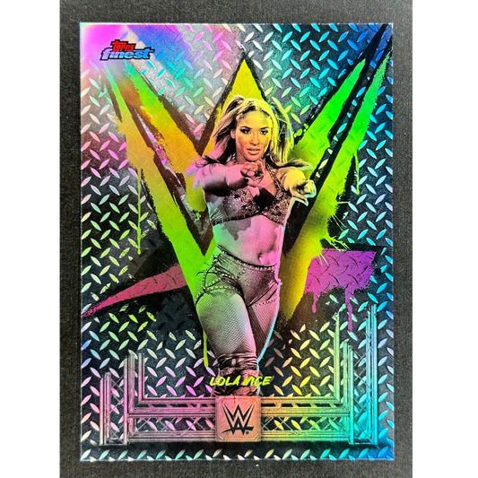 Lola Vice 2025 Finest Refractor #62