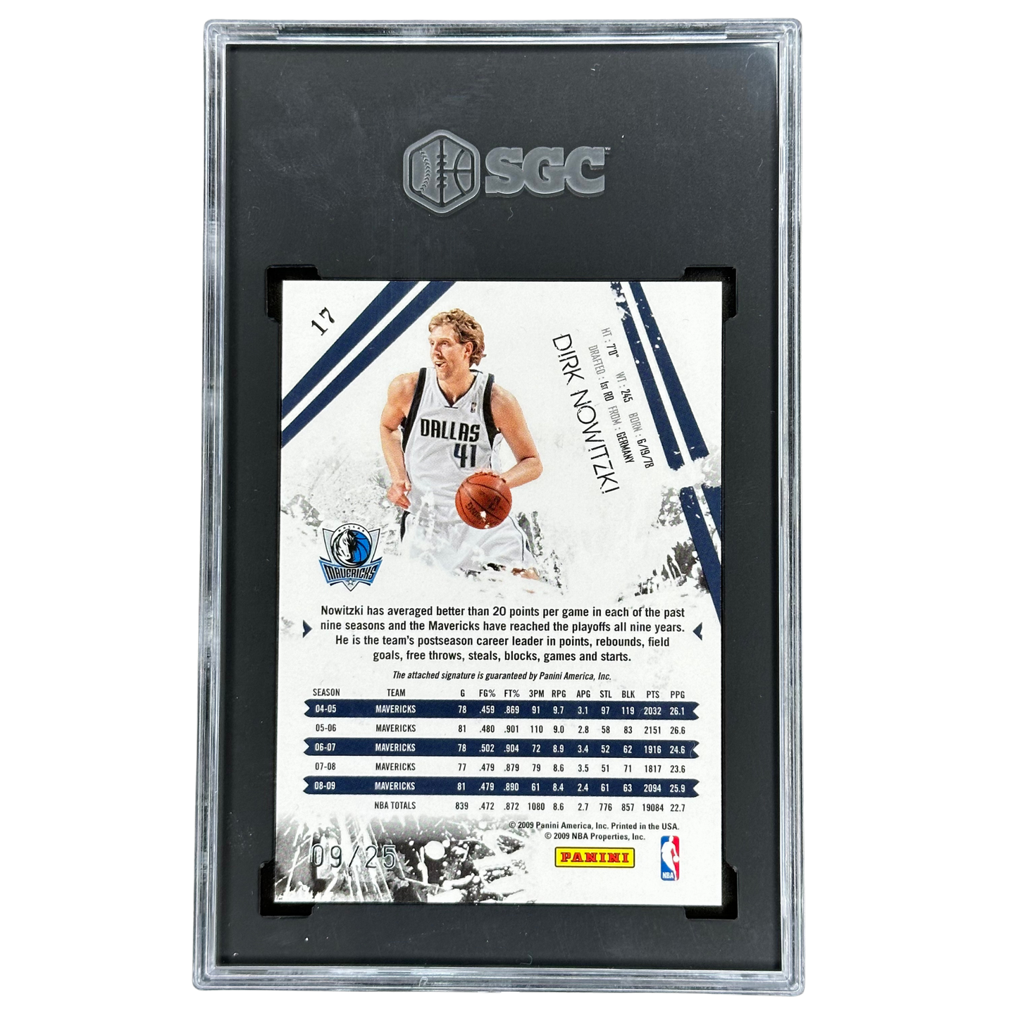 Dirk Nowitzki 2009 Rookies & Stars Auto 9/25 SGC 9 #17