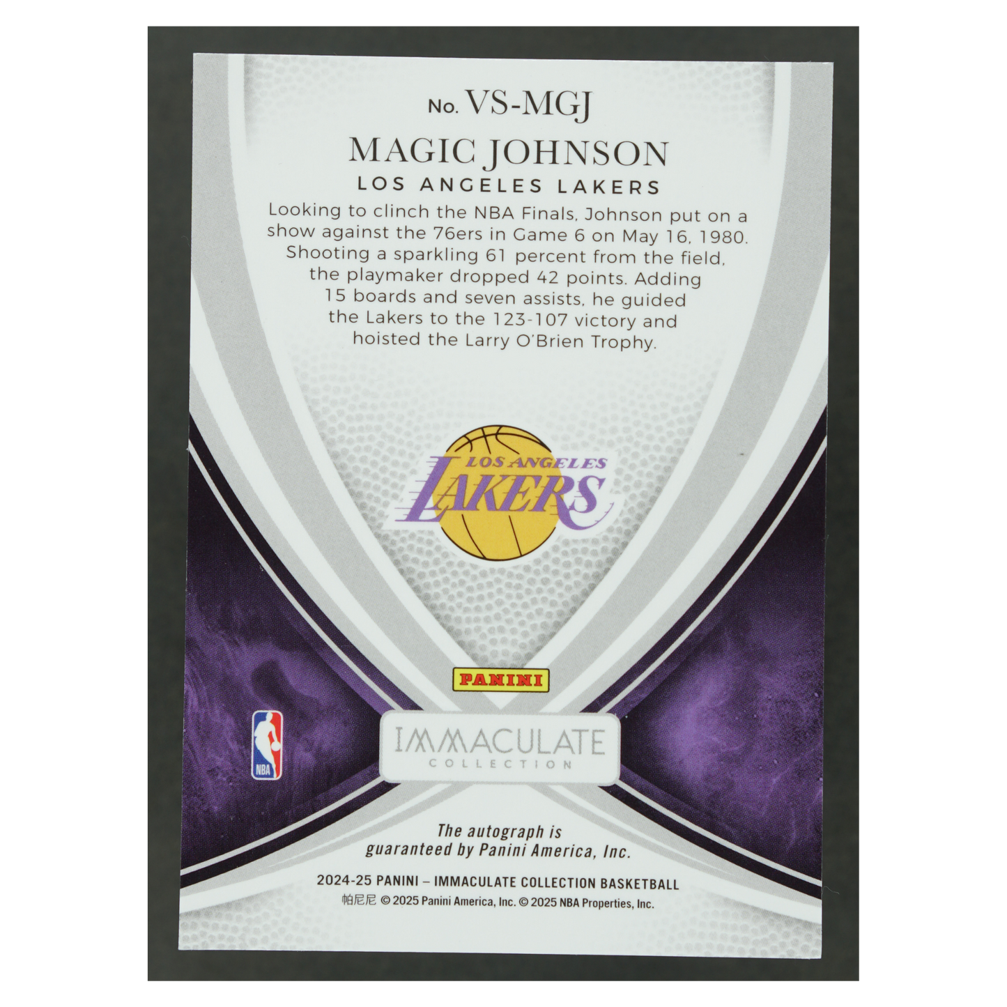 Magic Johnson 2024-25 Immaculate Victory Auto 43/75 #VS-MGJ