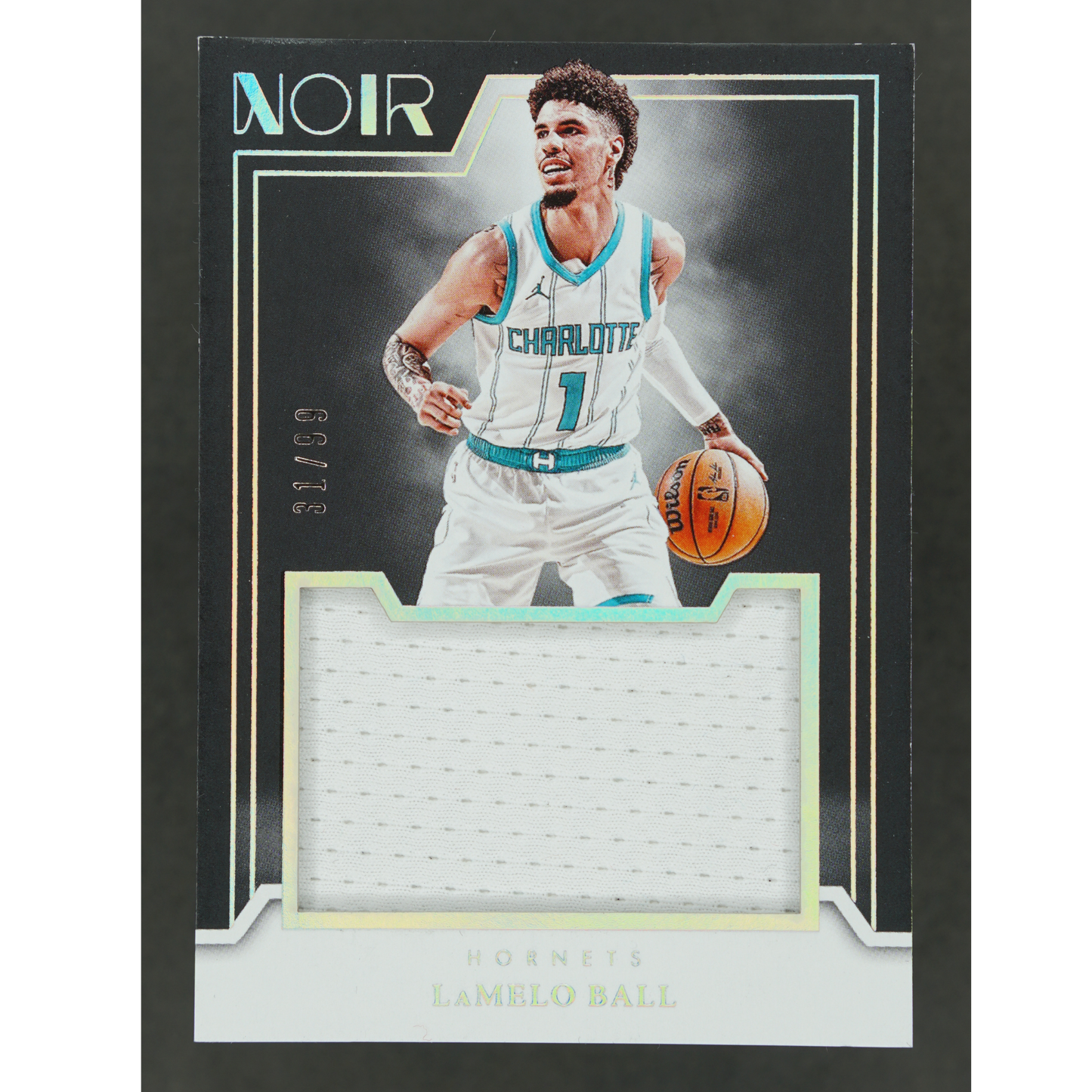 Lamelo Ball 2024-25 Noir Game Worn Memorabilia 31/99 #JM-BAL