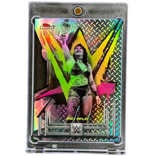 Rhea Ripley 2025 Finest Uncommon Die-Cut 13/35 #160