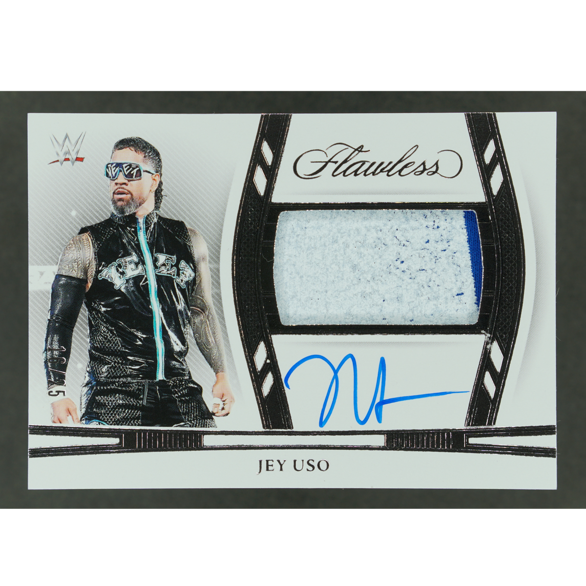 Jey Uso 2024 Flawless Memorabilia Auto 16/25 #HZ-JUS