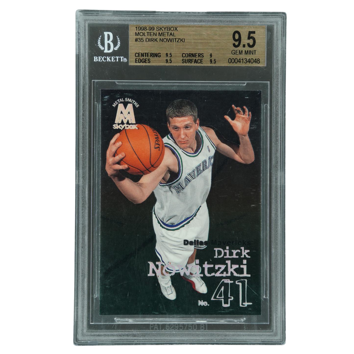 Dirk Nowitzki 1998-99 Skybox Molten Metal RC BGS 9.5 #35