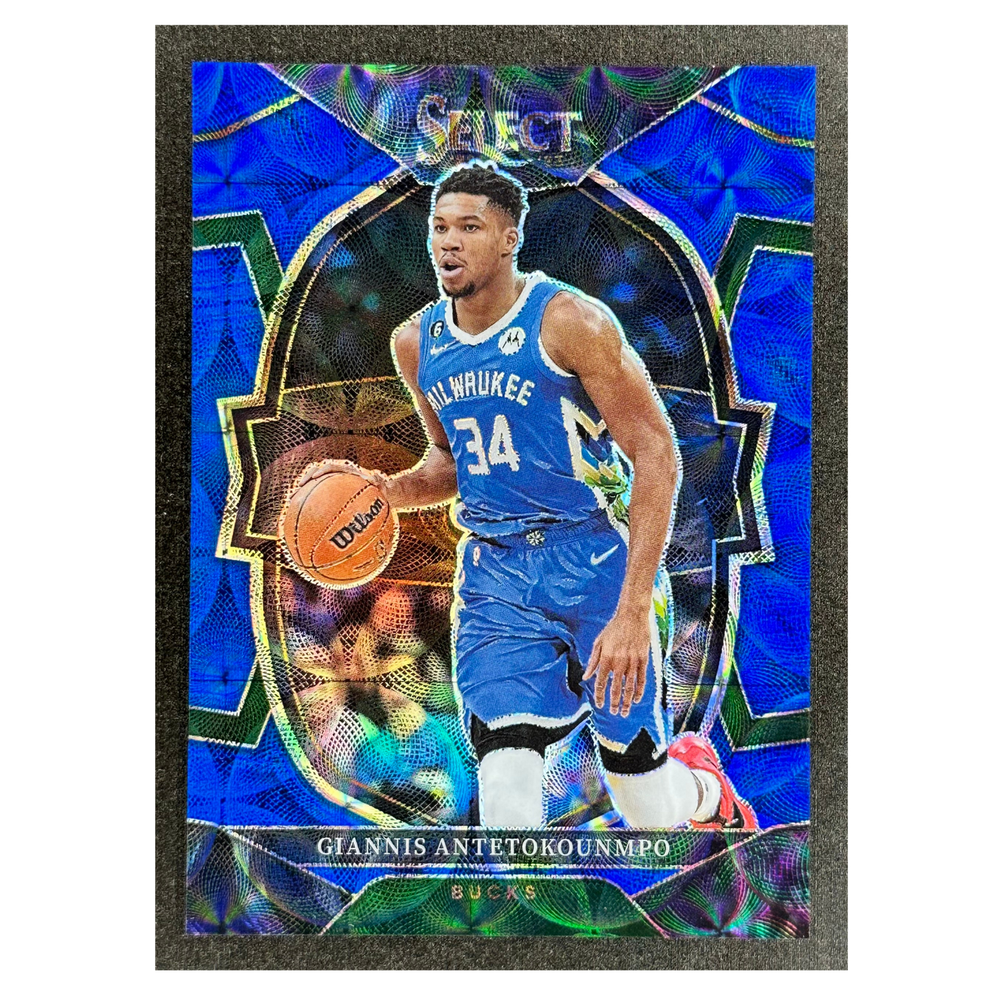 Giannis Antetokounmpo 2022 Select Blue Scope 8/249 #61