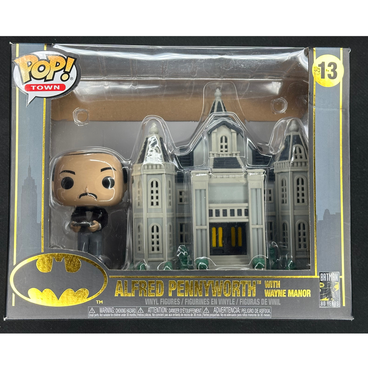 Alfred Pennyworth with Wayne Manor Funko Pop! Town DC Batman #13